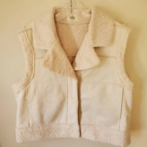 Quebec Sherpa Vest - Picture 6 of 16